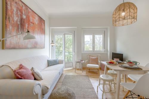 Alvalade Apartamento | Sunny, Bright and Quiet Apartment, By TimeCooler