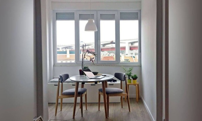 Santo Amaro Casa | Sunny & Bright Flat w/ River View