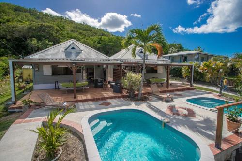 Sainte-Anne Casa | Sunny Bungalow