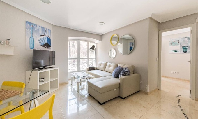 Centro Apartamento | Sunny Cozy Apt. Historic District - Sol