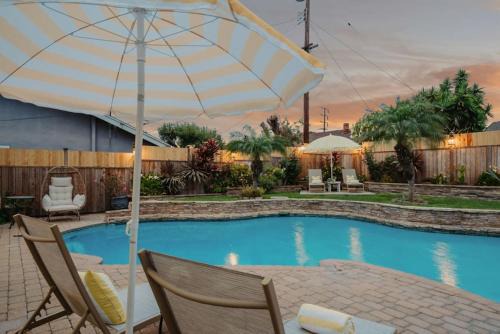 Placentia Casa | Sunny Daze - Heated Pool - Billiards - Games