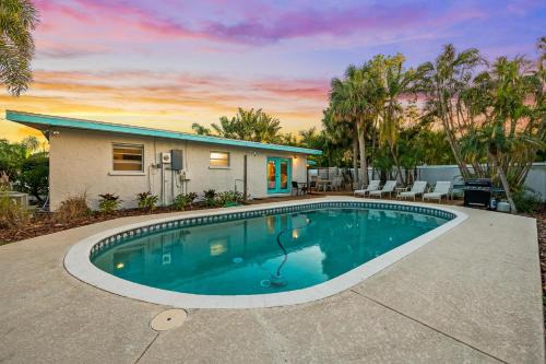 Holmes Beach Casa | Sunny Daze