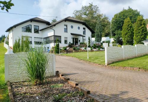 Oberthal Apartamento | Sunny Hill