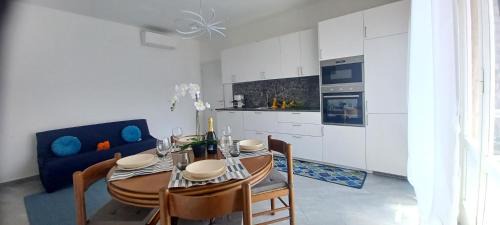 Sarnico Apartamento | SUNNY HOLIDAY HOME