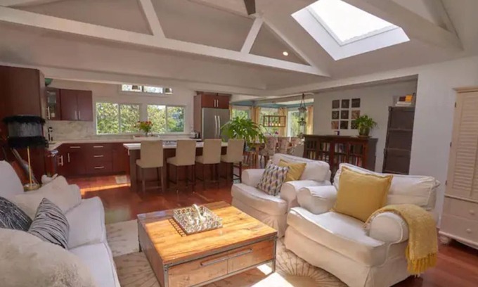 San Anselmo Cabaña | Sunny Home in the Heart of San Anselmo