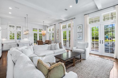 Watercolor Casa | Sunny in WaterColor