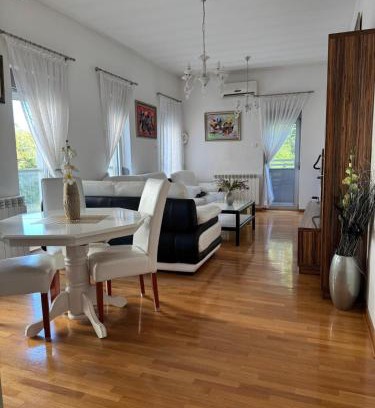 Banovo brdo Apartamento | Sunny Nest Banovo Brdo