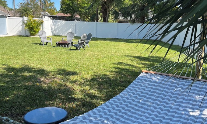 United Central Casa | Sunny Oasis in St Pete