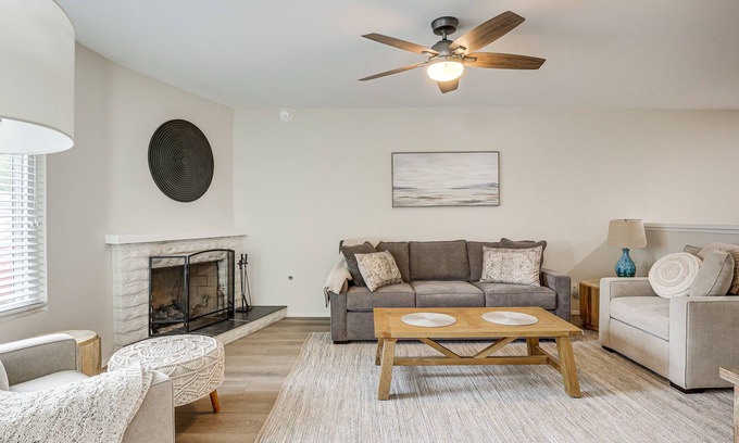 Ivey Ranch - Rancho Del Oro Casa | Sunny Oceanside Home w/ Patio, 5 Mi to Downtown!