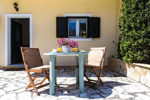 Alepou Apartamento | Sunny Patio Studio Corfu !