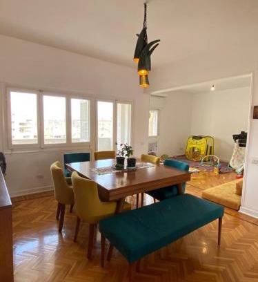 Agouza Apartamento | Sunny ready to move in apartment in Mohandessin