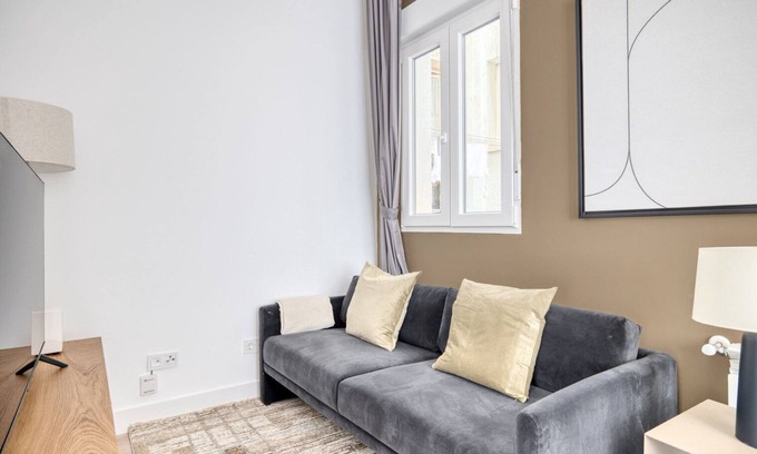 Goya Apartamento | Sunny Salamanca 2BR w/ Doorman nr El Retiro Park, by Blueground