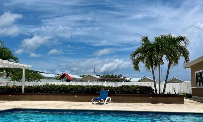 Lucea Casa | Sunny-shore Hideaway