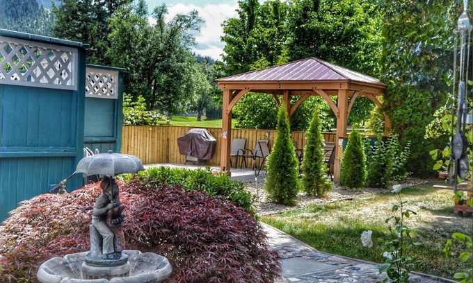 Chase Cama Y Desayuno | Sunny Shuswap B&B