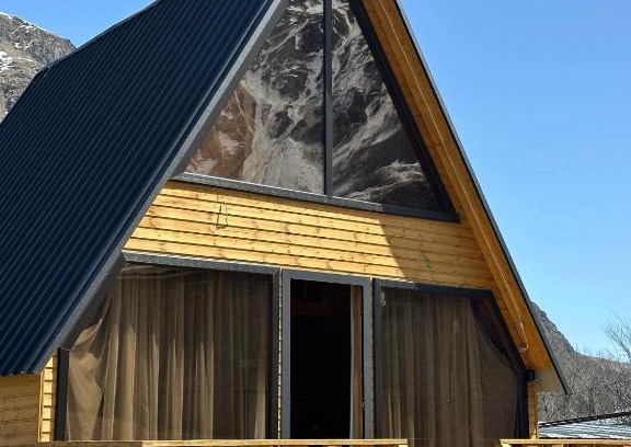 Gergeti Chalet De Esquí | Sunny Side Cottage