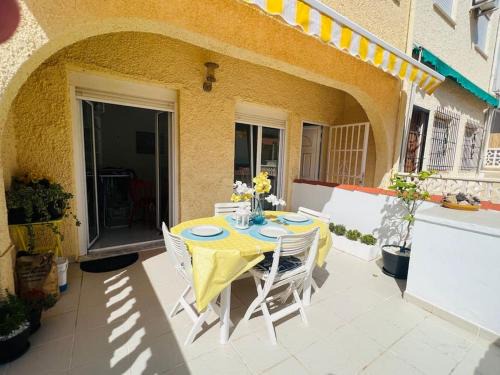 San Fulgencio Casa | Sunny, South-Facing & Welcoming