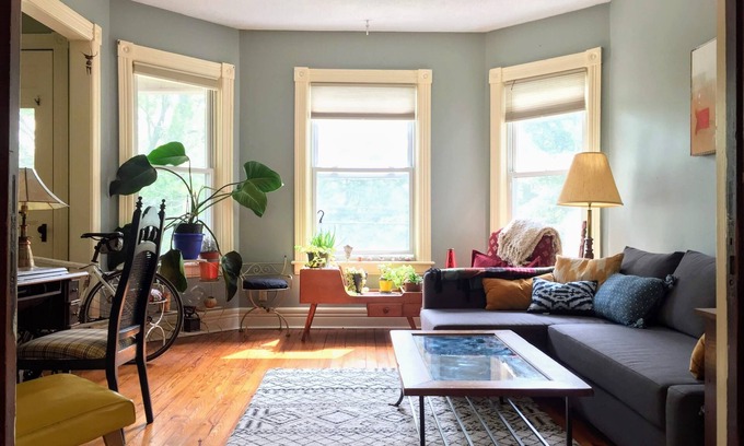 Stockade Historic District Apartamento | Sunny Spacious 2nd Fl home near Union College, Proctors, Ellis