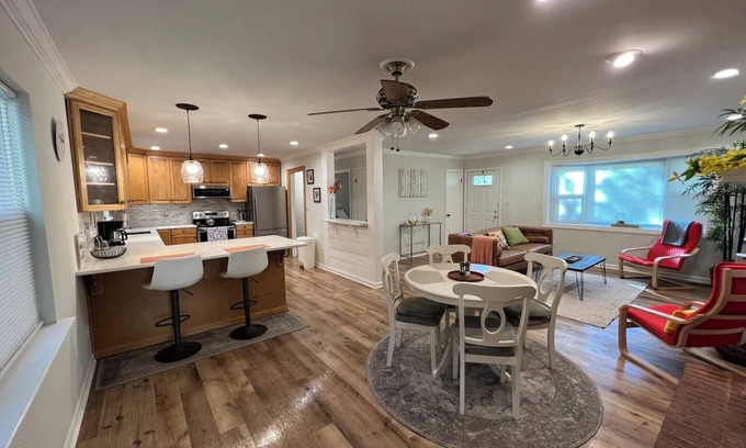 Indian Trail Casa | Sunny Spacious Ranch to Relax and Unwind Family Friendly