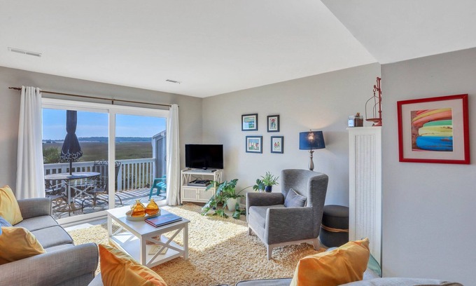Saint Helena Island Condominio | Sunny Spot…Best Views