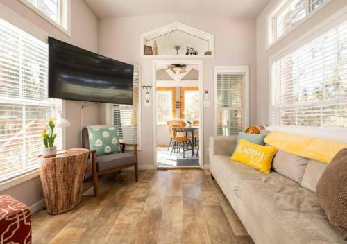 Woodland Park Apartamento | Sunny Tiny Haven BBQ Fresh Vibes & Peak Views