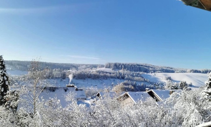 Unterkirnach Apartamento | Sunny vacation apartment by the forest