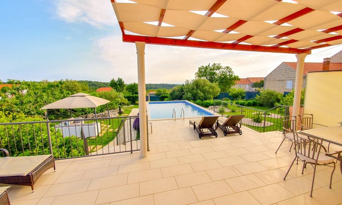 Cilipi Villa | Sunny Villa, elegante y moderno nueva propiedad con piscina privada, cerca de Dubrovnik