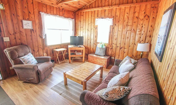Greenbush Apartamento | Sunnyside Combined 6BR 3BA Lakefront Retreat