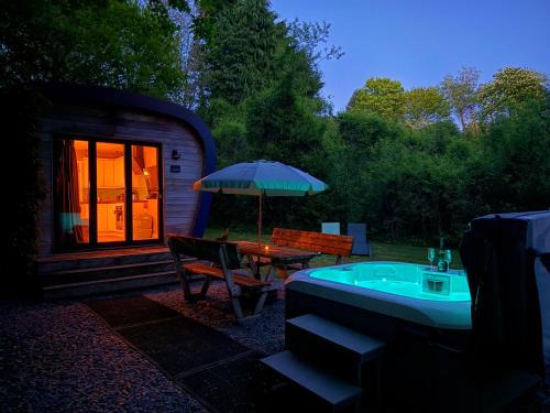 Newton Ferrers Apartamento | Sunridge EcoPod with Private Hot Tub