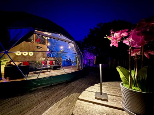 Newton Ferrers Apartamento | Sunridge Geodome with private Hot tub