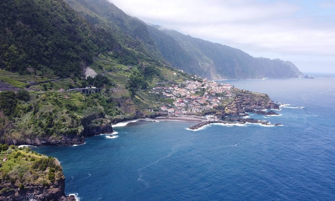 Porto Moniz Apartamento | Sunrise Bay - Modern flat with stunning view