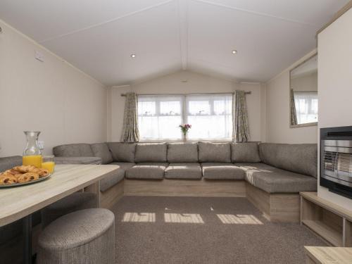 Looe Casa | Sunrise Caravan by Belvilla