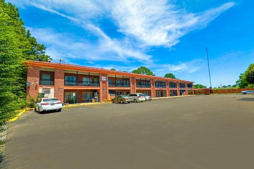Albany Hotel | Sunrise Inn By OYO Albany