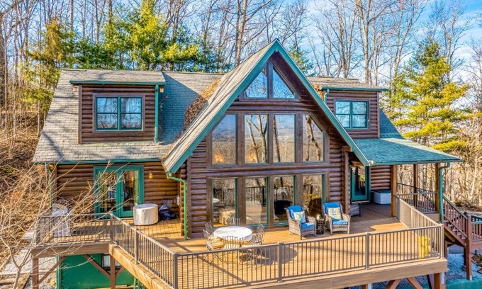 Franklin Casa | Sunrise Mountain Retreat