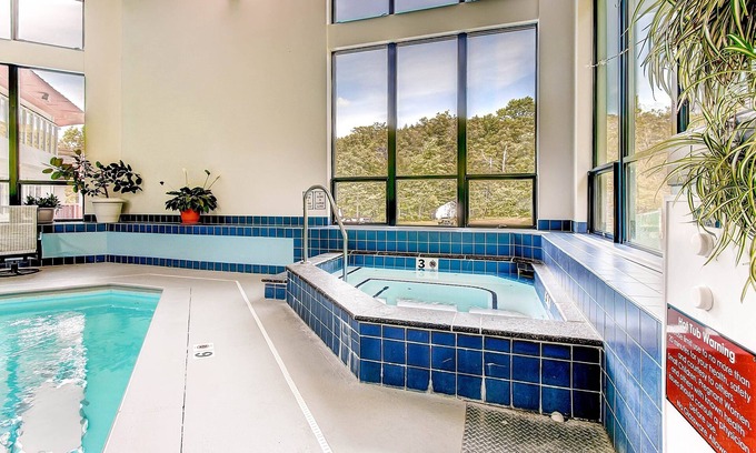 Central Vermont- Killington Casa | Sunrise Mountain Village by RedAwning