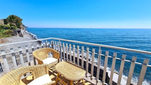 Praiola Apartamento | Sunrise on the sea