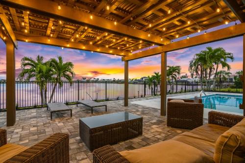 Eight Lakes Casa | Sunrise Paradise Waterfront