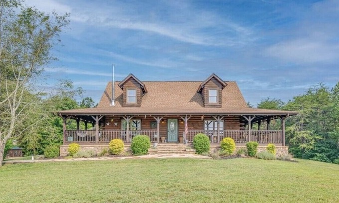 Mill Spring Cabina | Sunrise Ridge - No Cleaning Fee!!!