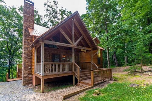 Sautee Nacoochee Casa | Sunrise Summit | Deluxe 2BR 2.5BA Cabin | Mountain View | Private | Hot Tub in Sautee Nacoochee, Georgia