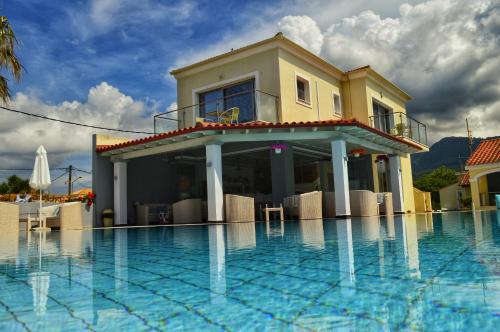 Acharavi Apartamento | SunRose Beach Aparthotel