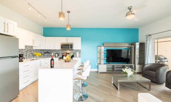 Long Bay Villa | SunSeaSand - 1Bdrm Seaside Unit B - Long Bay Hills