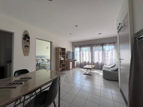Aytre Apartamento | Sunset Aparthotel Kiwi Residence