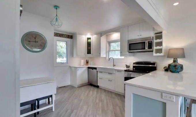 Port Weller West Casa | Sunset Beach House - Wineries & Niagara Falls