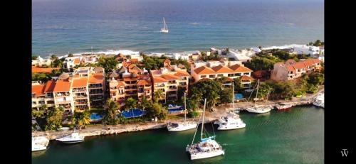 Puerto Aventuras Apartamento | Sunset & Boat Watching Balcony
