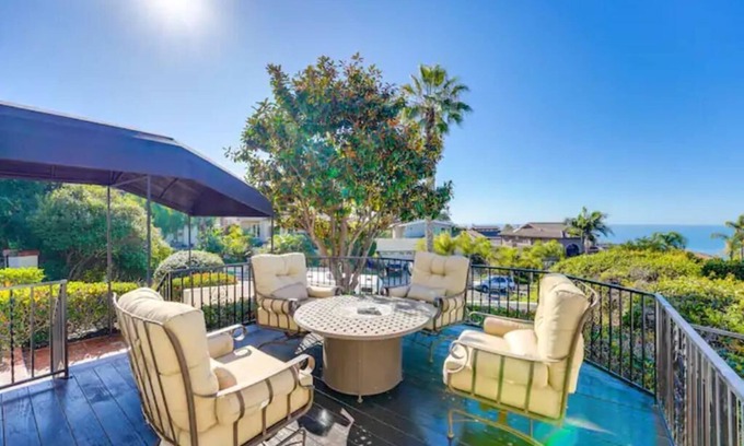 Sunset Cliffs Casa | Sunset Cliffs, Pool, Ocean View!