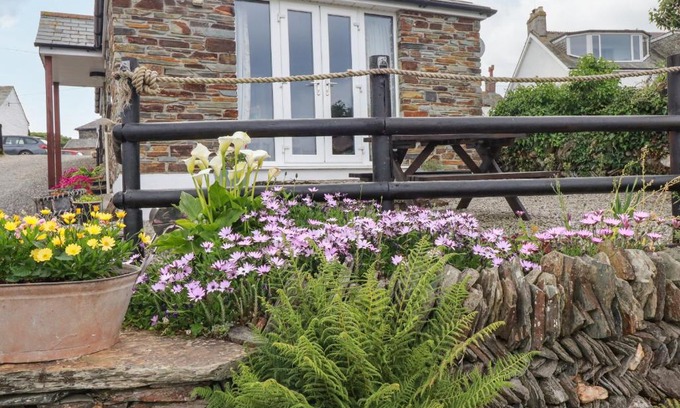 Tintagel Casa | Sunset Cottage