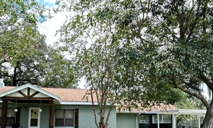 Bartow Cabaña | Sunset Cottage 1 hr to Disney 30 min to LegoLand 1.5 hr to Gulf Beaches