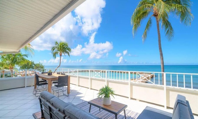 Seven Mile Beach Apartamento | Sunset Cove # 201