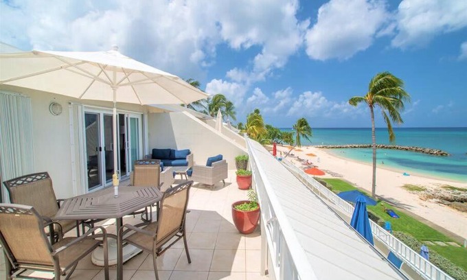 Seven Mile Beach Apartamento | Sunset Cove # 303