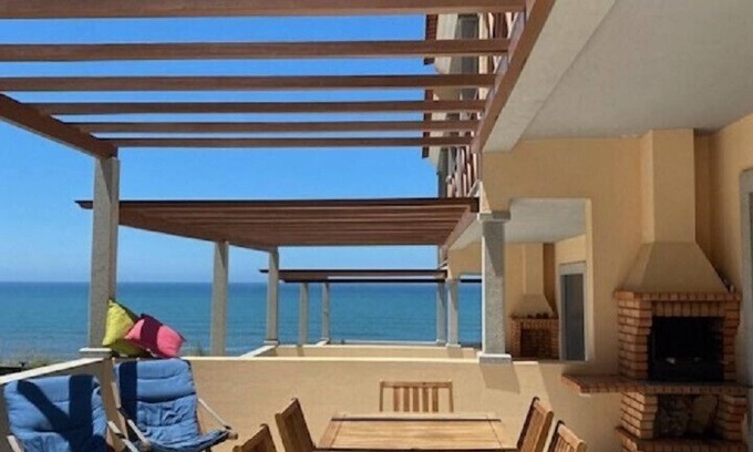 Pedra do Ouro Apartamento | SUNSET HOUSE WITH SEAVIEW & TERRACE by VACATIONY