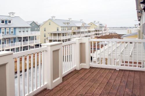 Sunset Island Casa | Sunset Island - 3 Canal Side Mews